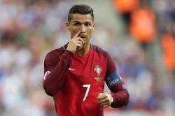 开云平台-同夜双星，当骑士风暴席卷深圳，伦纳德以寂静书写传奇