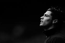 开云体育-窒息的14秒，逆转的不是球，而是从40岁胸腔里泵出的时间