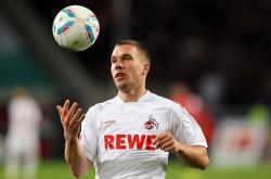 开云体育中国-生死一瞬，石宇奇那记改写羽球历史的绝杀