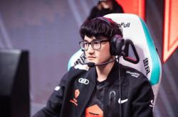 开云APP-包含DRX横扫FNC,Doinb线上压制力十足强强对话成都决赛之夜,点燃全场激情的词条