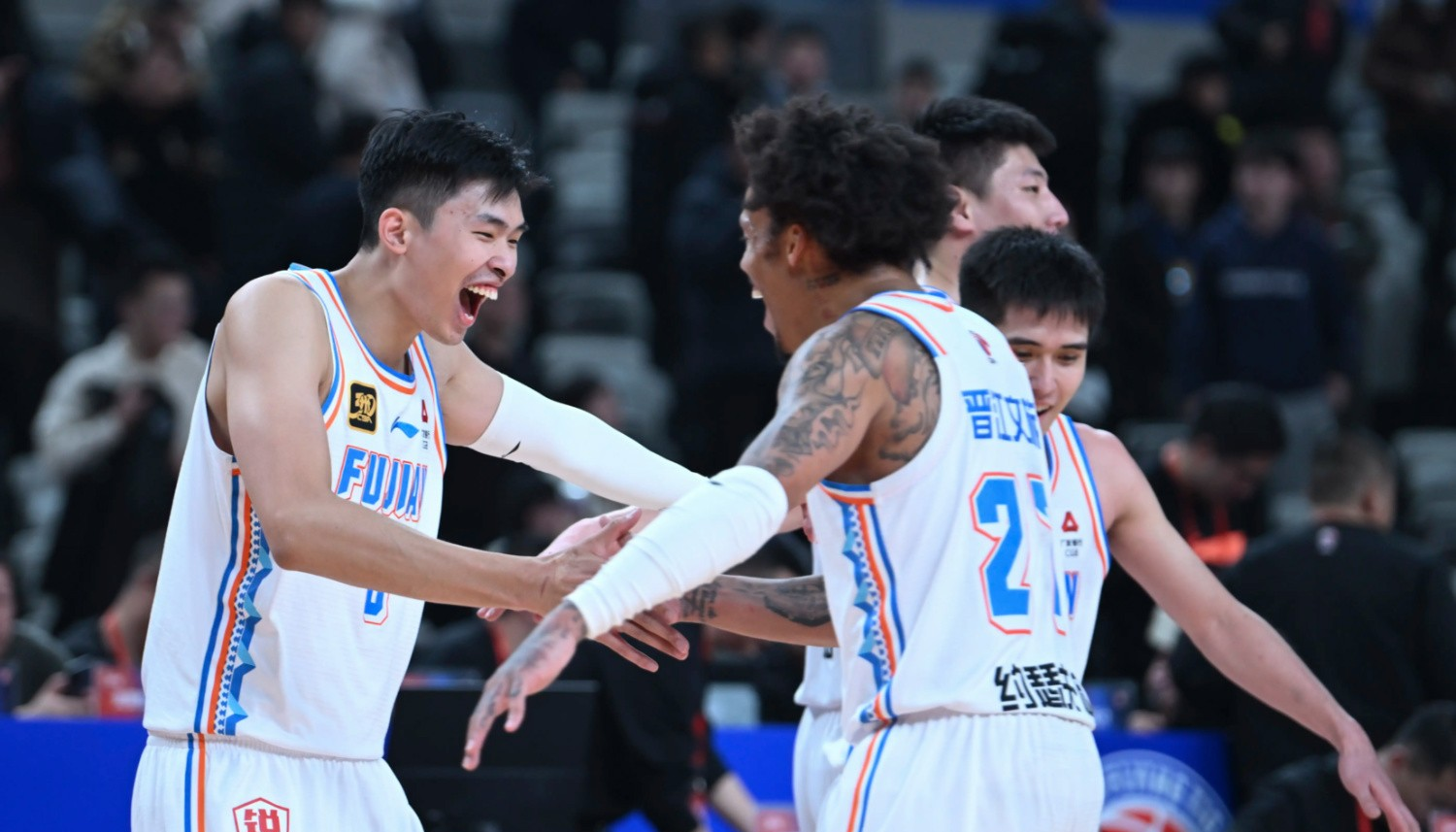 福建男篮全方位备战，力争下一场胜利