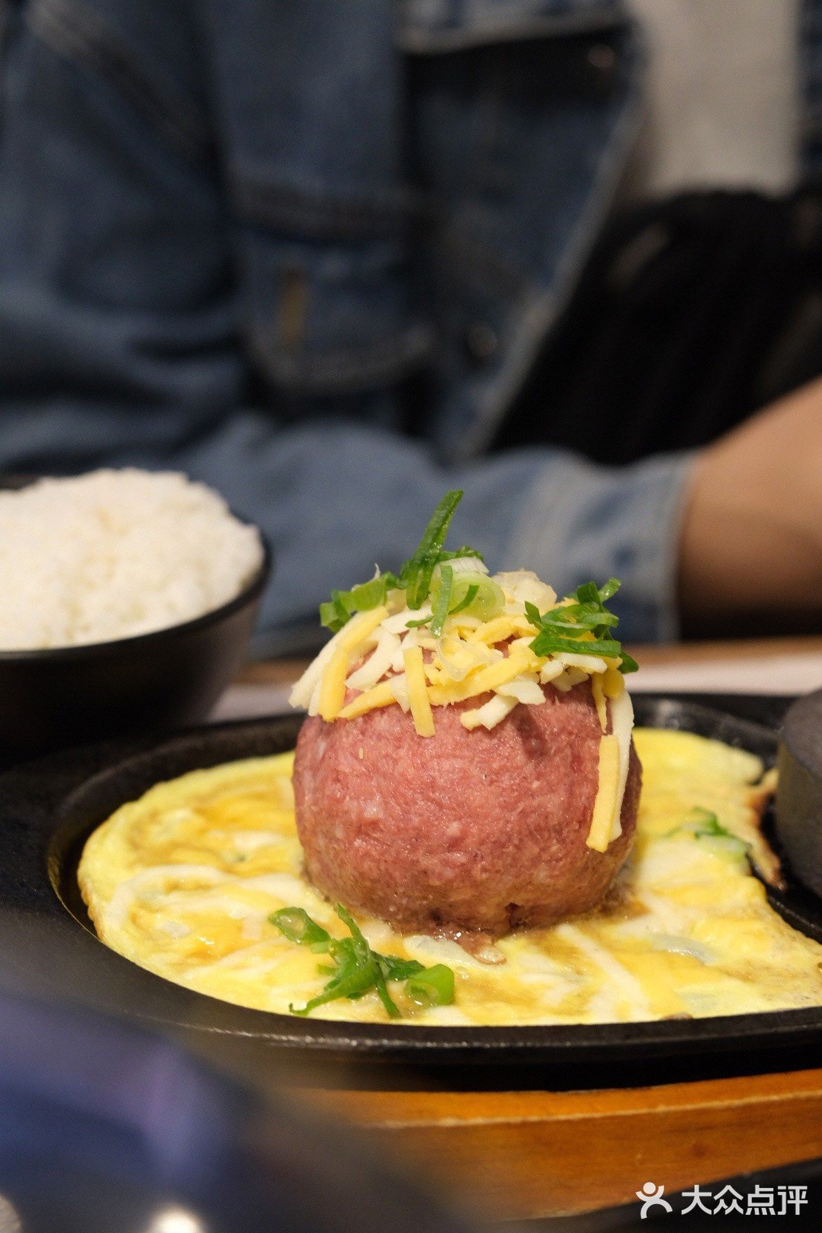 汉堡取得胜利，德甲冲超希望重新燃起