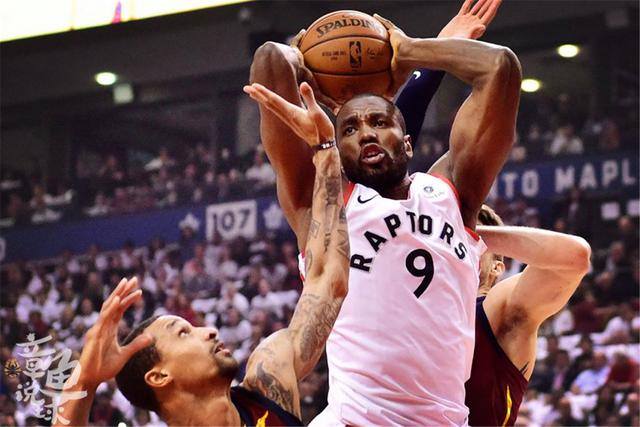 关于天津队翻盘猛龙，浓眉哥关键制胜的信息