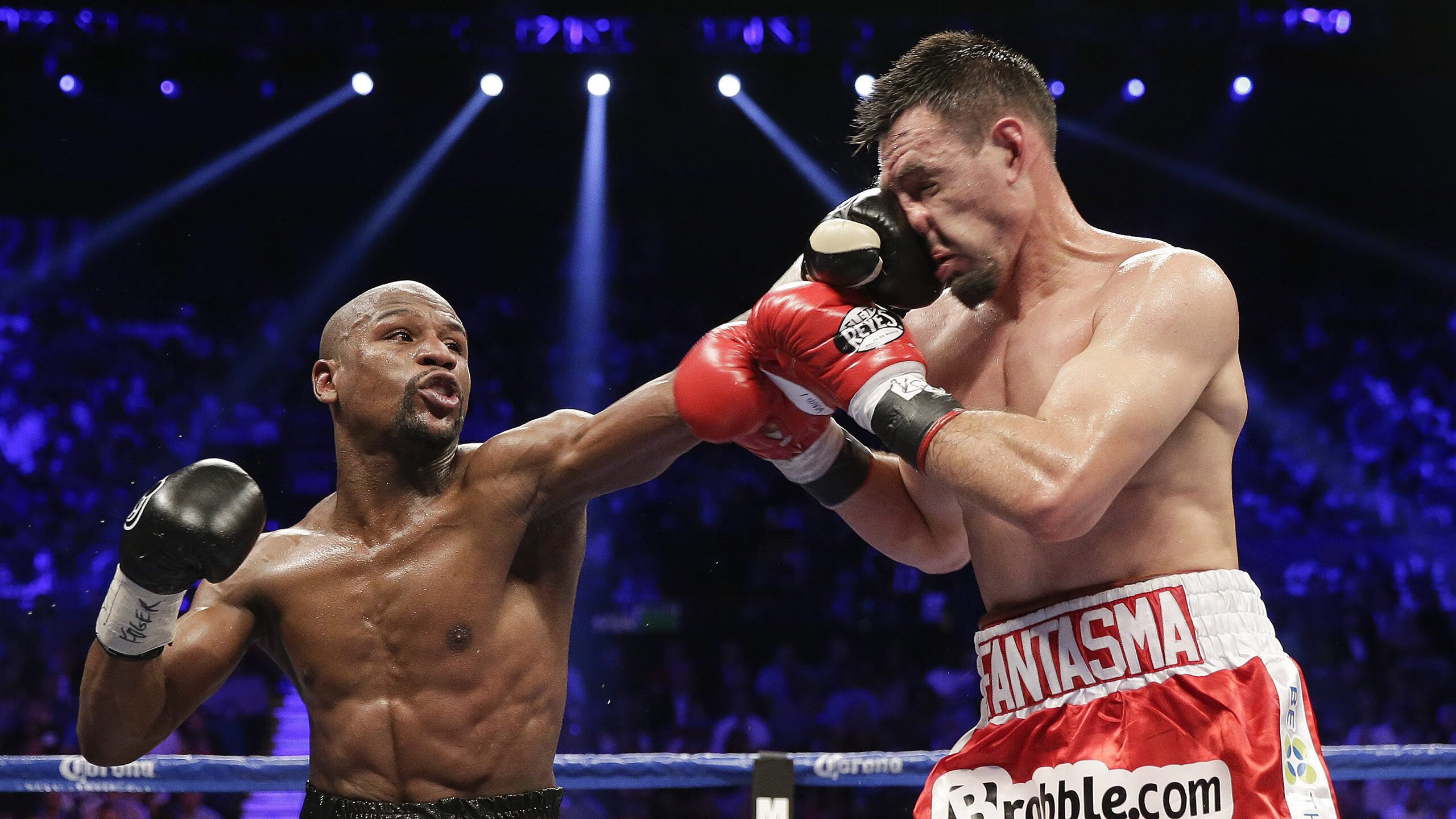 库里无争议MVP,掘金对阵上海队国际友谊赛精彩回顾