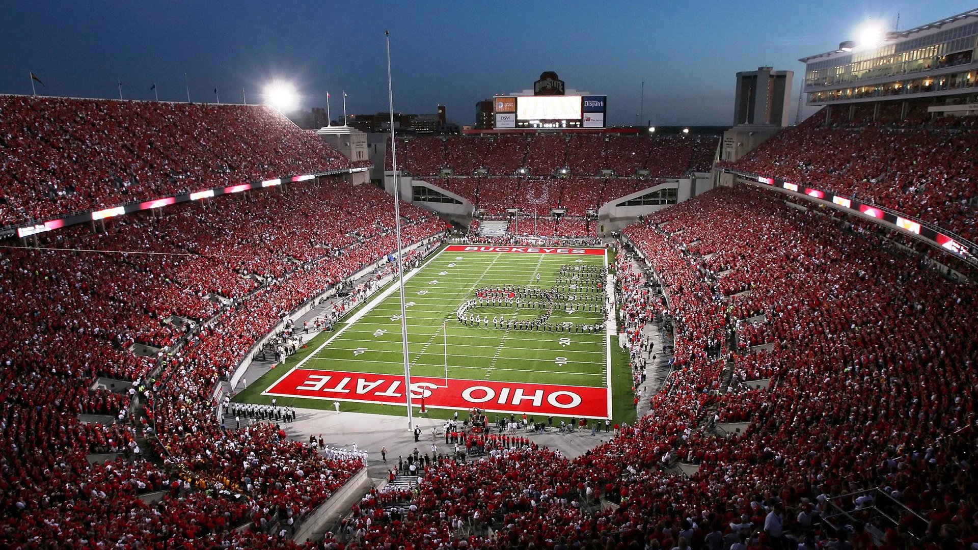 意甲焦点战之夜，当双核沉默，厄德高以完美独奏照亮圣西罗